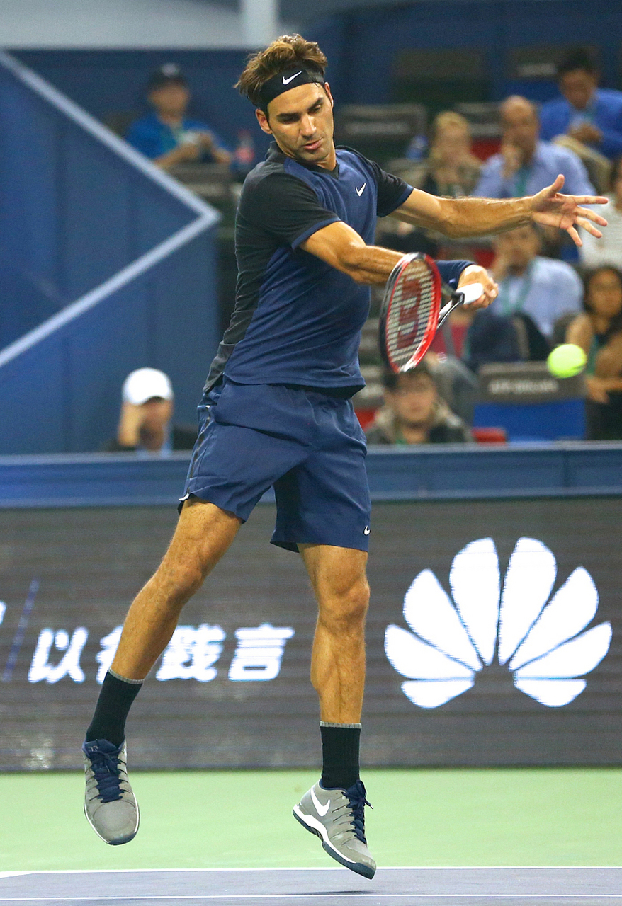 爱游戏体育-包含费德勒回归赛场，精彩发挥首场状态亮眼，MAD观众沸腾！的词条