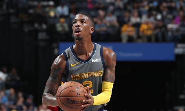 爱游戏体育-西亚卡姆关键节点逆转，老鹰带队取胜！的简单介绍